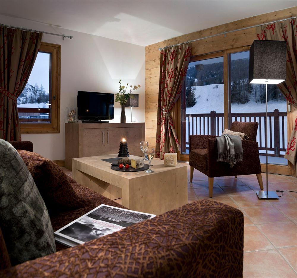 Residence Cgh Kalinda Les Boisses Luaran gambar